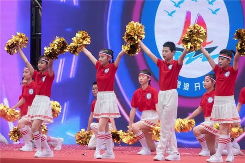 綠翠春晚 技術(shù)、藝術(shù)與美術(shù)的盛宴，溢彩青春綻放夢(mèng)想