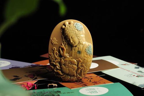 青衣隱韻，淺笑翩然——淺析盧云峰的青衫旦角藝術(shù)